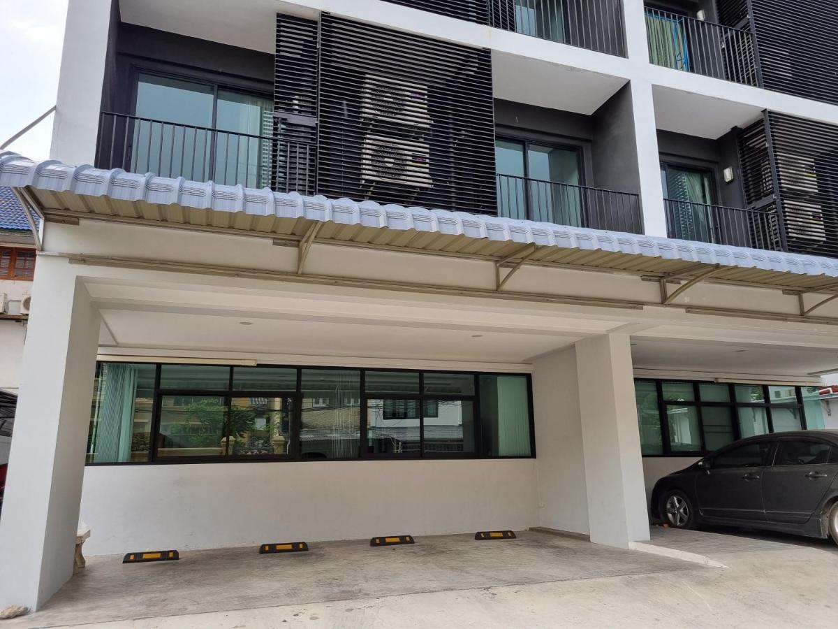 Tiara Place Μπανγκόκ Εξωτερικό φωτογραφία