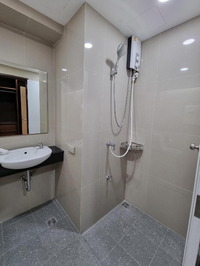 Tiara Place Μπανγκόκ Εξωτερικό φωτογραφία